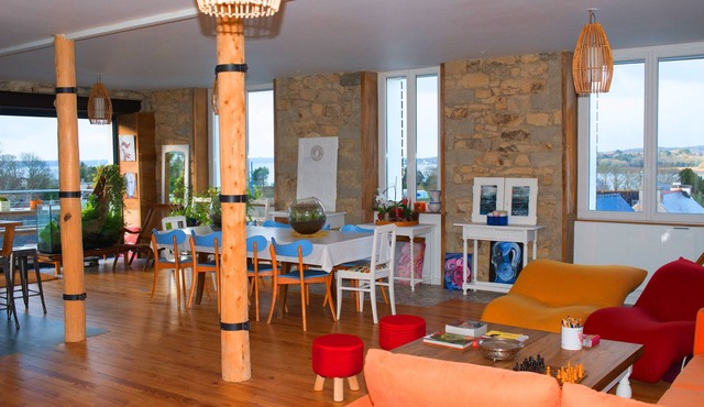 The terrace facing the sea