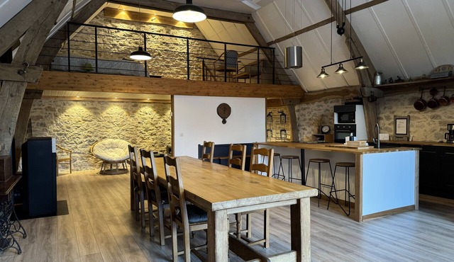 The Thégra barn