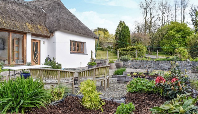 The Thatched Cottage - UK49600
