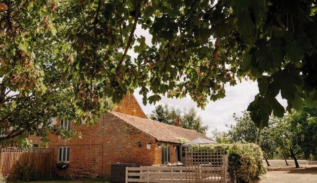 The Threshing Barn -relaxing Countryside spa Break