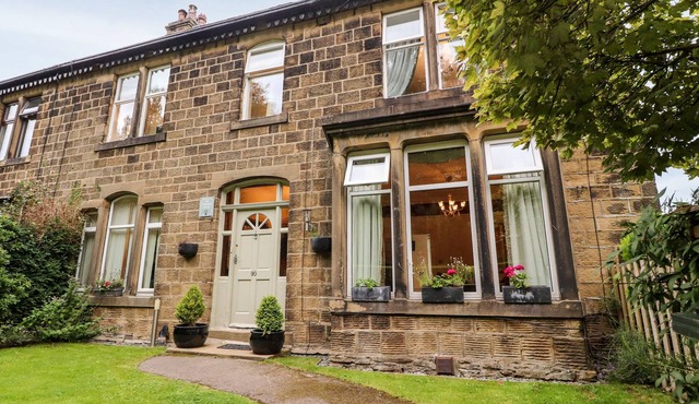 THE THYME HOUSE, family friendly, luxury holiday cottage in Haworth
