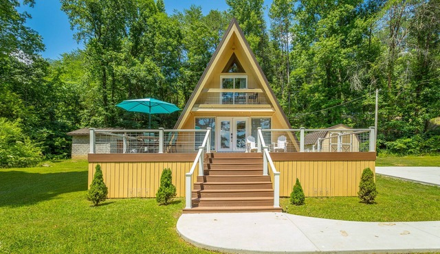 The Tiger Lily - A PMI Scenic City Vacation Rental