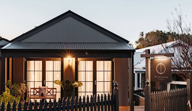 the tiny burrow ~ magical fleurieu escape
