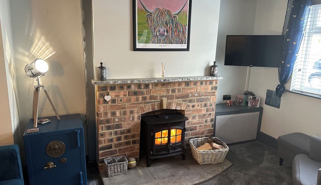 The Tipsy Bee at 143