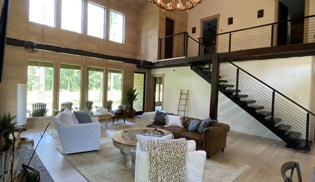 The Tobacco Barn Home - Secluded Lake View Home on over 500 acre estate