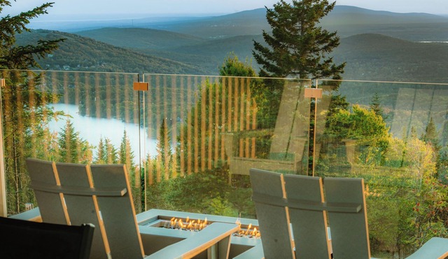 The TOPAZ - Panoramic Views with Spa near Quebec City