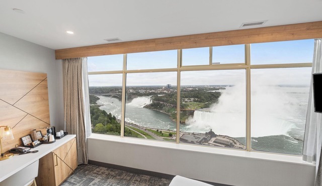 The Tower Hotel Fallsview