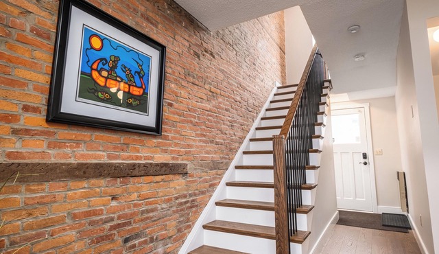 The Townhouse, Downtown Kingston