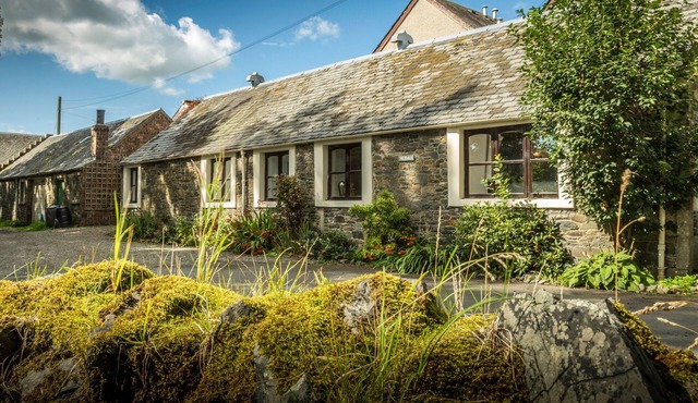 The Trail House - 5 Bedrooms, sleeping up to 10 near Glentress & Peebles