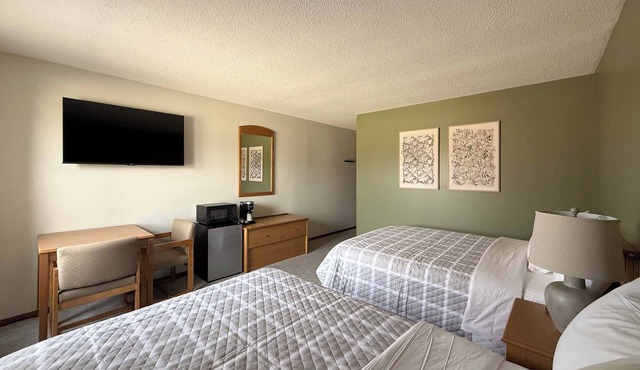 The Trail Inn - Amana IA