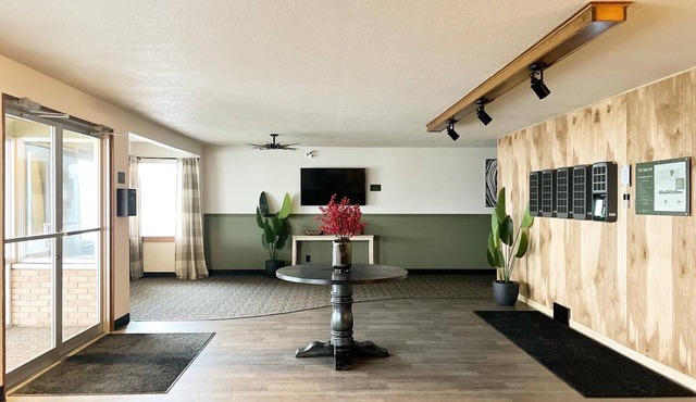 The Trail Inn - Slayton, MN - HWY 59