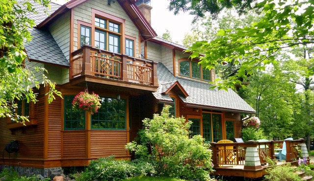 The Trail's Edge/"Captain's Quarters" Is A Gorgeous Retreat, In Any Season.