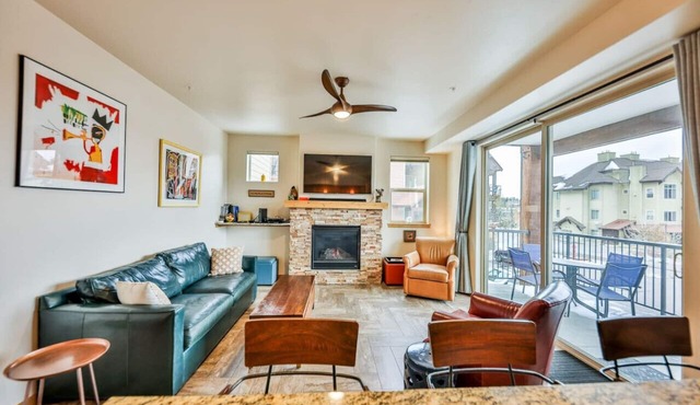 The Trailhead | Beautifully Furnished Modern Condo In Downtown Winter Park