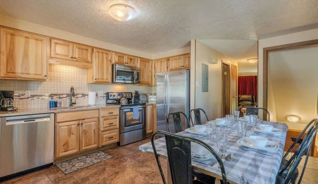 The Trailhead Townhouse