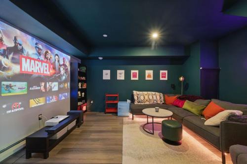 The Tranquil lake-house at Fletchers Lake