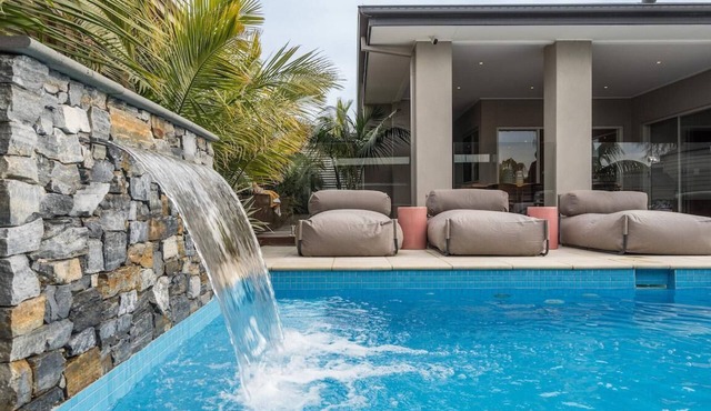 The Tranquil Retreat - Harbourside Haven @ Martha Cove