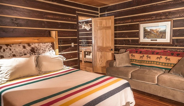 The Trapper Creek Guest House - Shell, Wy, at the foot of Big Horn Mountains.