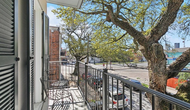 The Treme Suite - French Quarter Views!