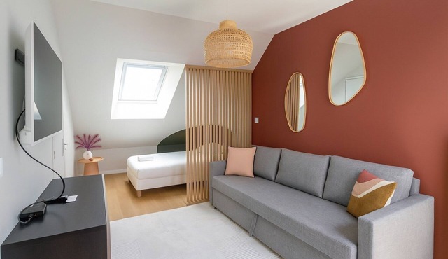 The trendy stopover between two trains