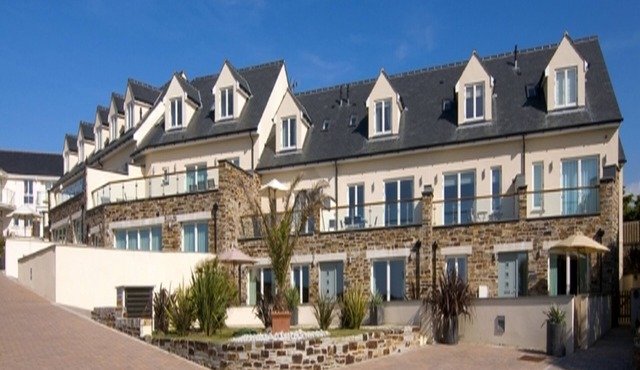 The Treyarnon Suite at Ocean Blue, a beautifully appointed two-bedroom apartment