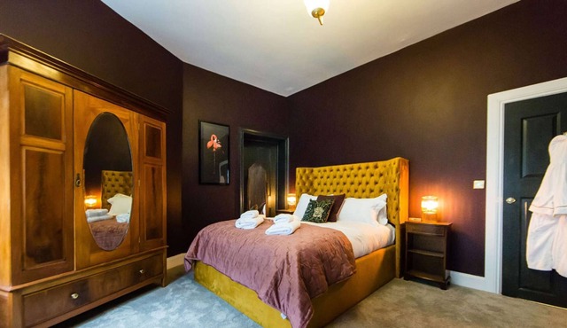 The Tricky Woo Suite at Skeldale House