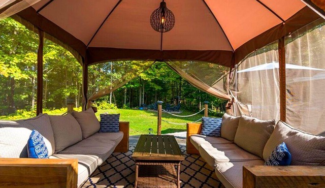 The Triple Round House, In The Heart Of Hidden Valley Ski Hill & Peninsula Lake
