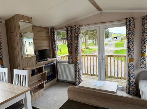 The Trout Van - Beautiful, luxury static caravan
