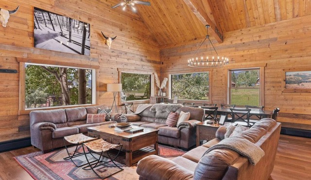 The True North Adventure Lodge is an 8-bedroom, 10-bathroom sanctuary situated in the ultimate Rocky Mountain playground. Tucked in historic Hahn’s Peak Village and adjacent to Steamboat Lake State Park and Routt National Forest.