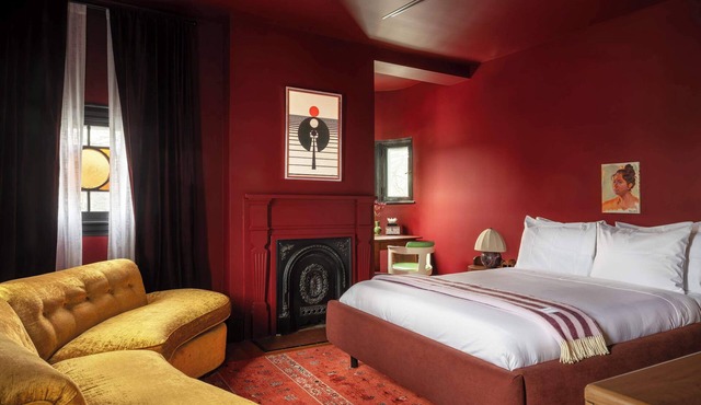 The Turret - Ash Street Inn