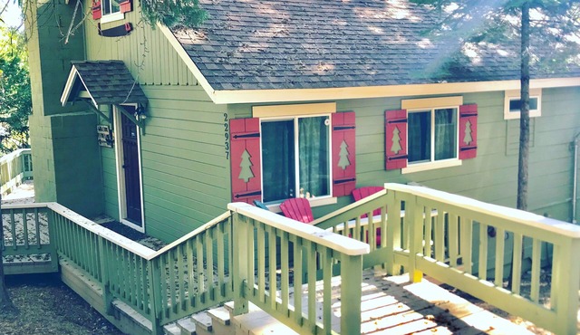 The Twain Harte cabin with Lake Membership! Close to downtown, remodeled