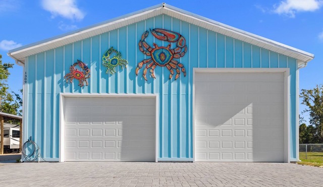 The Twisted Fiddler -brand new home- sleeps 14 with optional boat slips