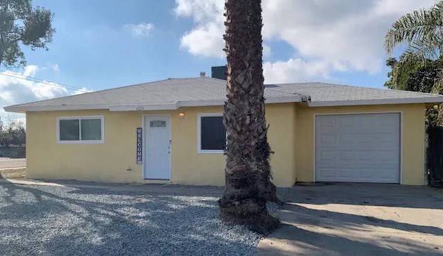 The Two Palm Stay 2 bedroom House /Private Parking