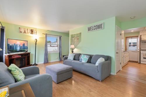 The Ultimate Escape. Unpack, Relax, Enjoy!Sleeps14