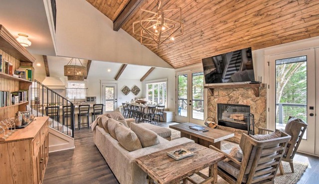 The Ultimate Luxury Retreat on Lake Burton!