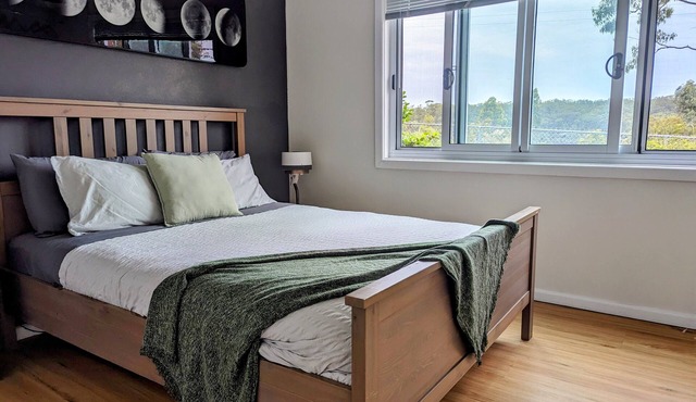 The Ultimate Mountain View - Lunar Escape