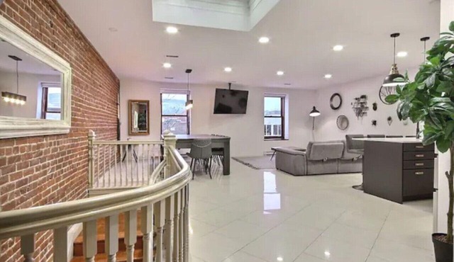 The Ultimate Plateau Retreat – 10BR Sleeps 24