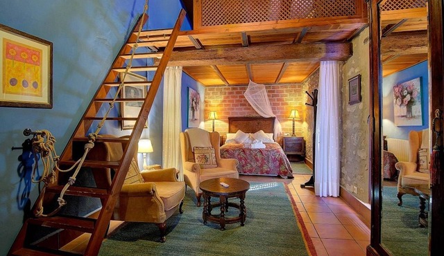 The Umbria - family room