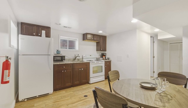 The Understory | Cozy Capitol Heights Suite