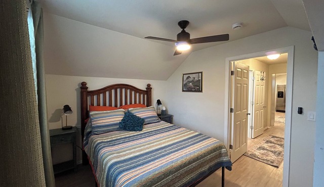 The Upstairs Guest House, 10 minutes from Alamosa, 15 from Monte Vista