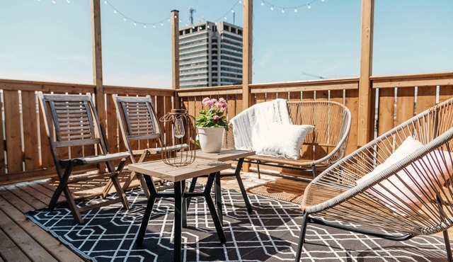 The Uptown - Two Bedroom with Rooftop Patio