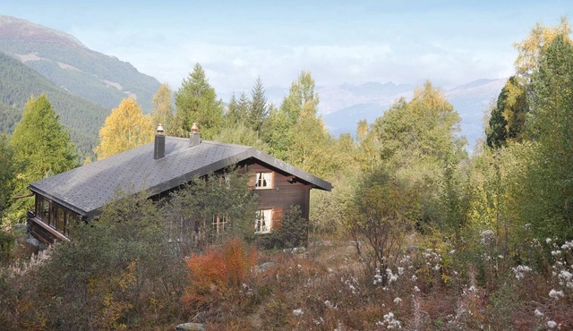 The vacation home Chalet Kibou is located in a very quiet location and is only accessible on foot vi