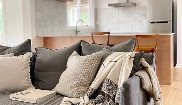 The Valley Shack - Walk to Second Valley Beach