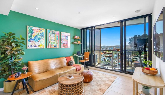 `The Valley Vibe! That View`