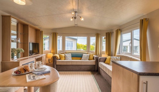 The Vansion, Pakefield