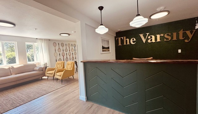 The Varsity Inn North