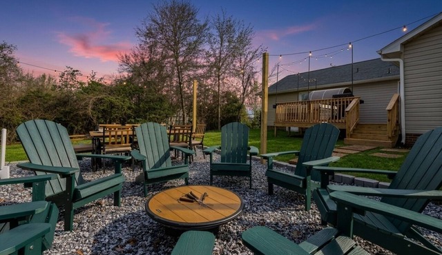 The Vega Haven Retreat w/Hot Tub, Sauna + Game Room - Sleeps 12
