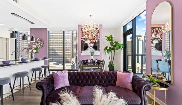 The Velvet Room: 17th Floor 2BR | Skyline Views, Balcony, Near Stadium
