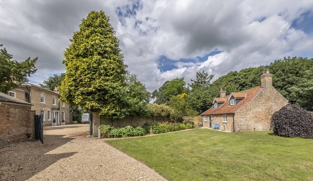 The Vicarage and Cottage - two beautiful properties in Great Limber, sleeping 16 guests