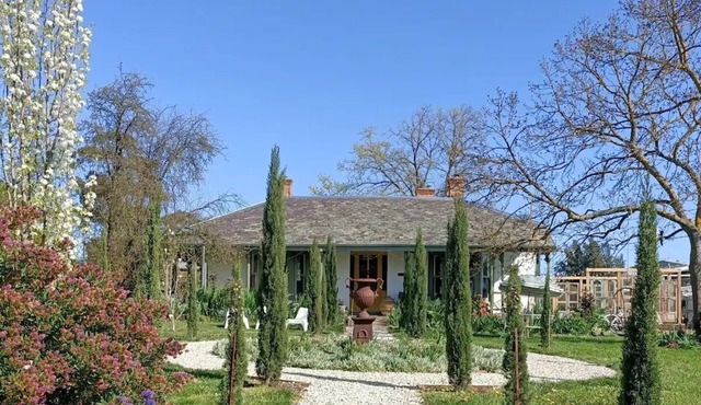 The Vicarage At Clunes. Luxury French style villa.