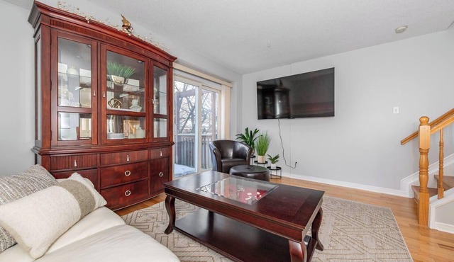 The Victorian Central: furnished mid-term rental @ Central Park, 15mins Downtown